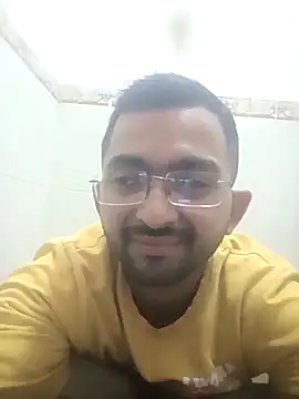 Snapshot of sagarghai07 chatting on May 21, 5:47 am sagarghai07 online show from May 21, 5:47 am