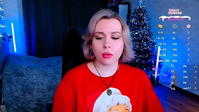 Snapshot of Blueberry-baby chatting on December 29, 8:15 pm Blueberry-baby online show from December 29, 8:15 pm