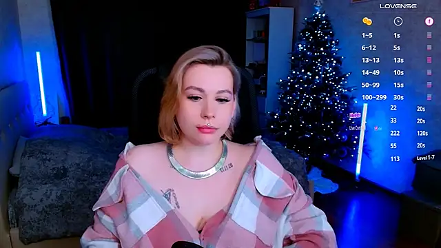 Snapshot of Blueberry-baby chatting on January 28, 8:58 pm Blueberry-baby online show from January 28, 8:58 pm