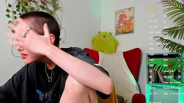 PamelaYong online show from February 27, 4:53 pm