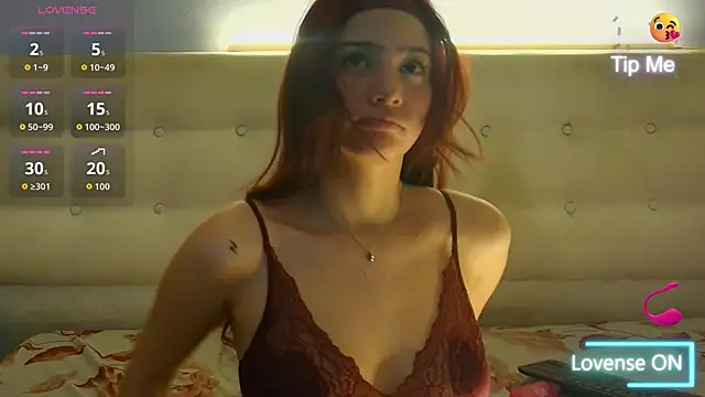 Alejita699 online show from April 4, 10:51 pm