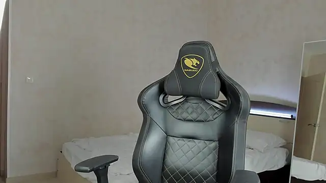 MasonWarholl online show from December 25, 9:33 pm