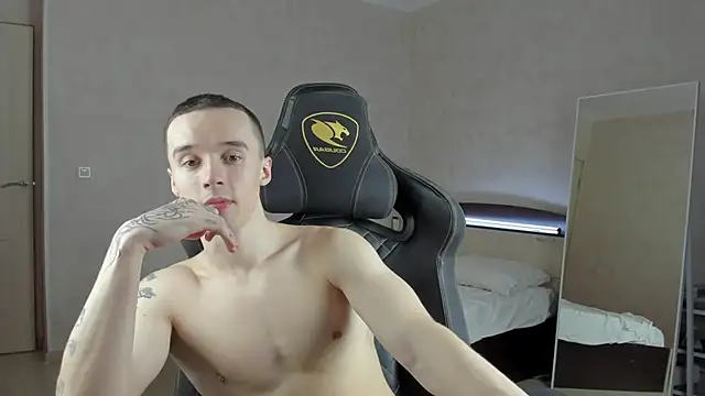 MasonWarholl online show from December 26, 9:44 am