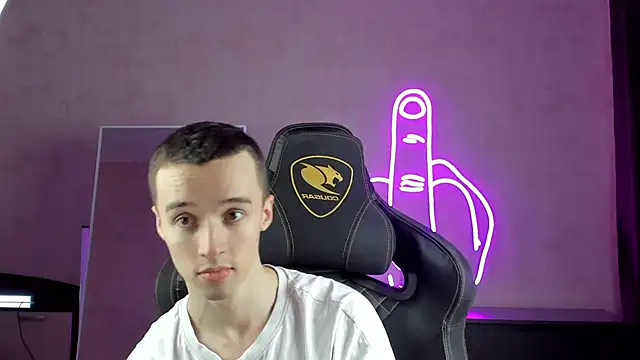 MasonWarholl online show from January 8, 4:55 am