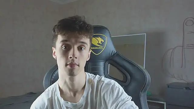 MasonWarholl online show from October 18, 10:21 pm