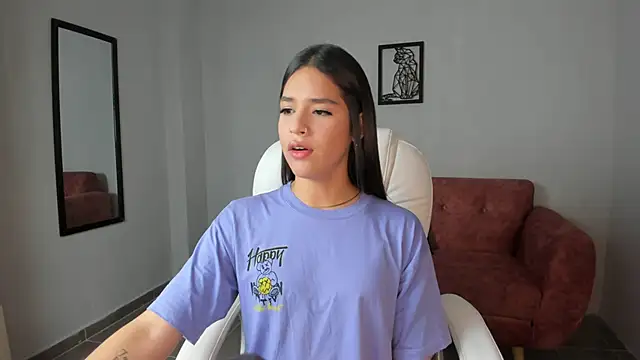 Alice23jones online show from February 13, 3:03 pm