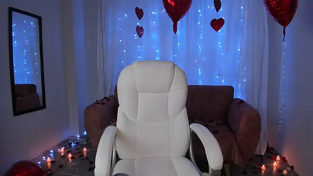 Alice23jones online show from February 14, 7:33 pm