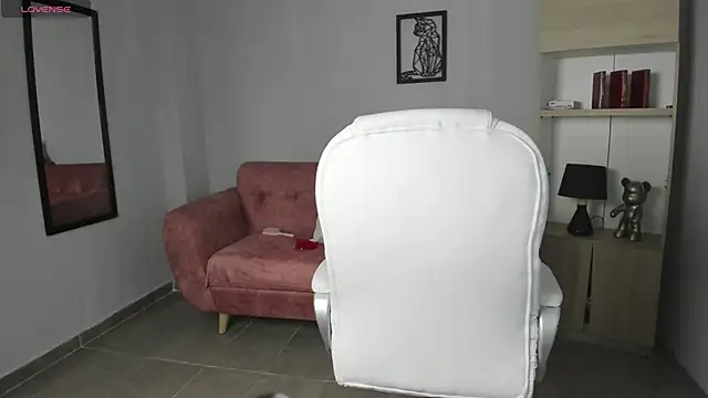 Alice23jones online show from September 11, 3:12 pm