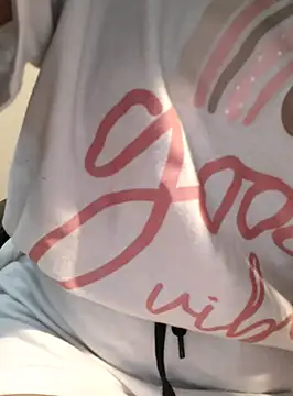 Snapshot of Sonam-378 chatting on February 13, 6:16 pm Sonam-378 online show from February 13, 6:16 pm