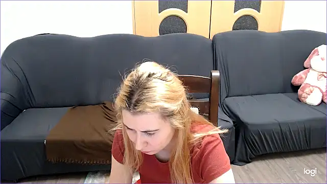 VioletaFlower7 online show from March 17, 8:09 pm