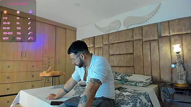 petterwilly1 online show from March 2, 2:21 pm