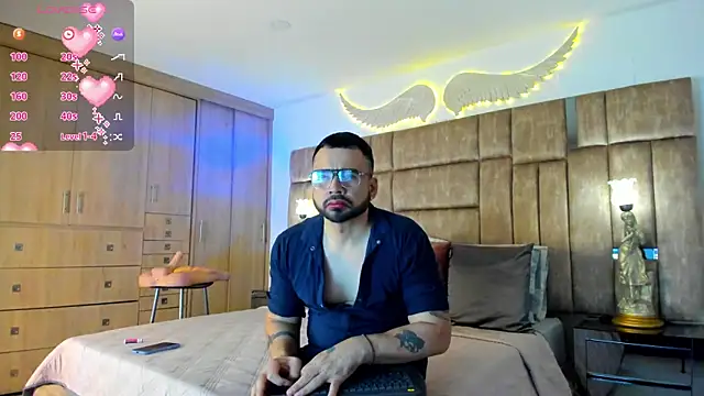 petterwilly1 online show from April 12, 3:06 pm