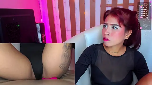 Snapshot of XimenaReid chatting on January 28, 5:22 am XimenaReid online show from January 28, 5:22 am