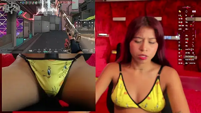 Snapshot of XimenaReid chatting on March 7, 1:20 am XimenaReid online show from March 7, 1:20 am