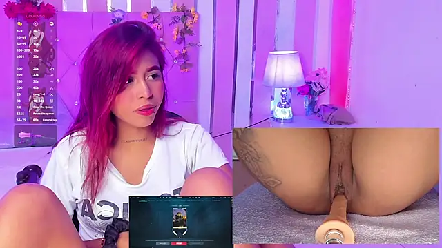 Snapshot of XimenaReid chatting on September 8, 9:14 pm XimenaReid online show from September 8, 9:14 pm