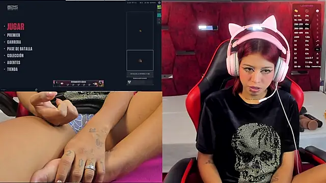 Snapshot of XimenaReid chatting on October 21, 1:45 pm XimenaReid online show from October 21, 1:45 pm