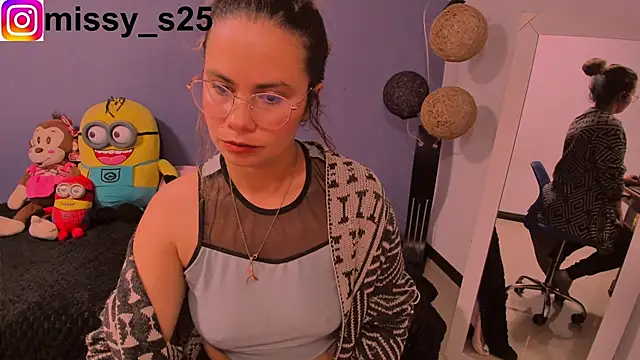 Snapshot of gigi_stephans chatting on September 16, 1:28 am gigi stephans online show from September 16, 1:28 am