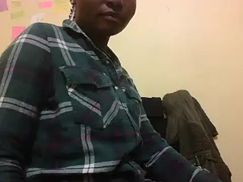 petite 12 online show from January 16, 4:50 pm