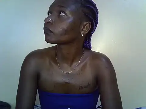 petite 12 online show from March 19, 10:11 am