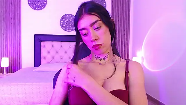 Julieta De Los Angeles online show from December 17, 2:06 am