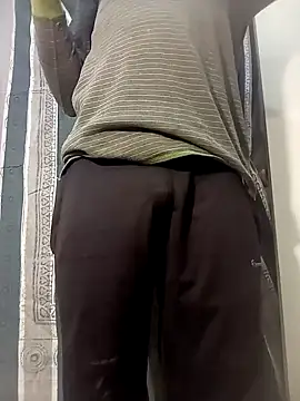 Snapshot of Syco_amanyg chatting on December 19, 7:18 pm Syco amanyg online show from December 19, 7:18 pm