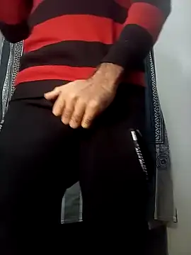 Snapshot of Syco_amanyg chatting on December 24, 6:17 pm Syco amanyg online show from December 24, 6:17 pm