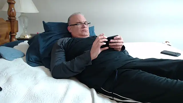 Snapshot of JaySloan chatting on December 12, 9:26 pm JaySloan online show from December 12, 9:26 pm