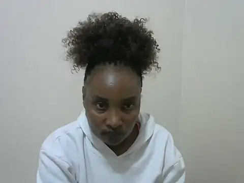 StacyGee24 online show from October 4, 5:05 am