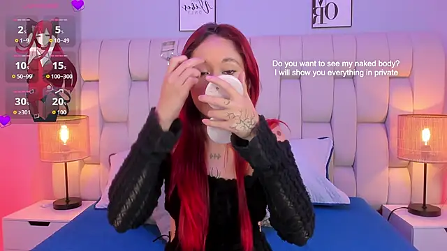 SkinnyFoxy online show from April 16, 8:09 pm