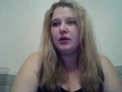 ParisMimi online show from December 2, 9:25 am