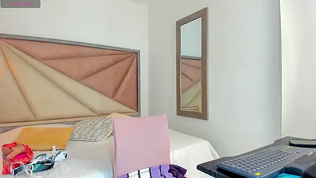 BarbaraKnox  online show from September 14, 11:48 pm