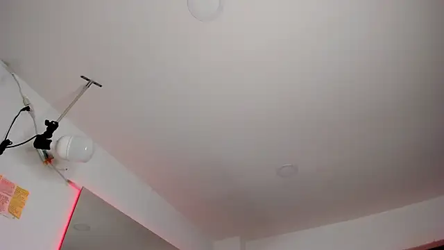 Snapshot of ChloeConnorr chatting on February 8, 8:10 pm ChloeConnorr online show from February 8, 8:10 pm