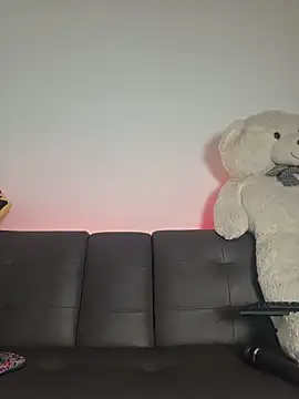 bigboobsrose1 online show from February 13, 9:44 pm