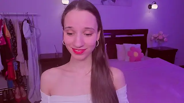 StaceySunny online show from February 18, 5:20 pm