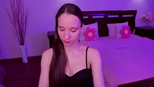 StaceySunny online show from April 18, 10:21 pm