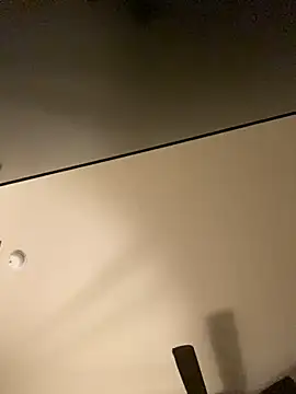 Snapshot of goldbuni chatting on December 22, 1:33 pm goldbuni online show from December 22, 1:33 pm