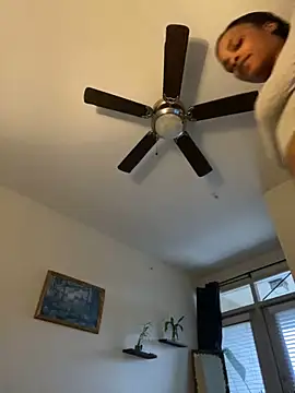 Snapshot of goldbuni chatting on December 26, 2:05 pm goldbuni online show from December 26, 2:05 pm