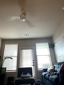 Snapshot of goldbuni chatting on September 23, 2:53 pm goldbuni online show from September 23, 2:53 pm