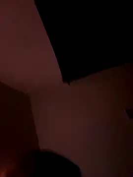 Snapshot of goldbuni chatting on December 17, 12:44 pm goldbuni online show from December 17, 12:44 pm