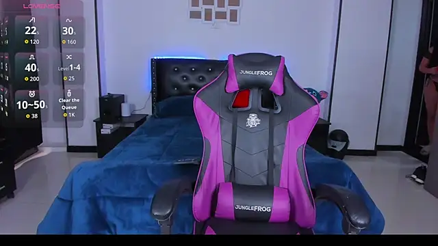 Snapshot of Meghan_As chatting on September 17, 3:14 pm Meghan As online show from September 17, 3:14 pm