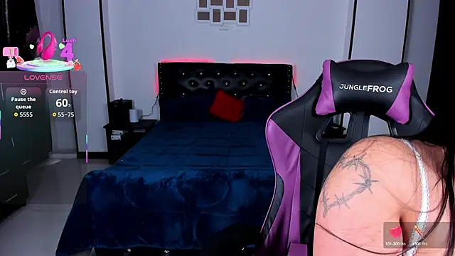 Snapshot of Meghan_As chatting on October 10, 2:49 pm Meghan As online show from October 10, 2:49 pm