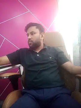 Snapshot of zakly69 chatting on November 17, 8:31 am zakly69 online show from November 17, 8:31 am