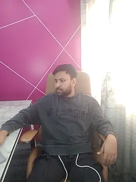 Snapshot of zakly69 chatting on November 23, 6:35 am zakly69 online show from November 23, 6:35 am