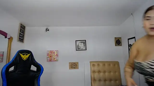 MadinsonCopper online show from January 8, 9:23 pm