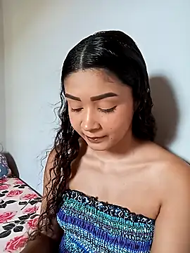 Snapshot of heleny901 chatting on October 13, 8:31 pm heleny901 online show from October 13, 8:31 pm