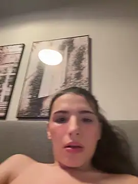 Lanaprincess22 online show from April 2, 10:18 pm