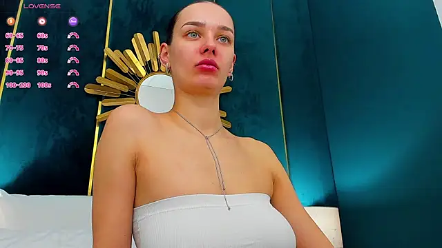 AprilWong online show from April 1, 5:19 am