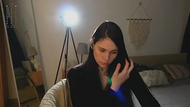 jennetdoll online show from November 22, 1:54 pm