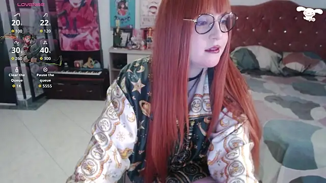 Avril2001 online show from November 2, 9:28 pm