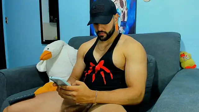 Snapshot of ETHAN_ROX chatting on December 27, 10:59 pm ETHAN ROX online show from December 27, 10:59 pm